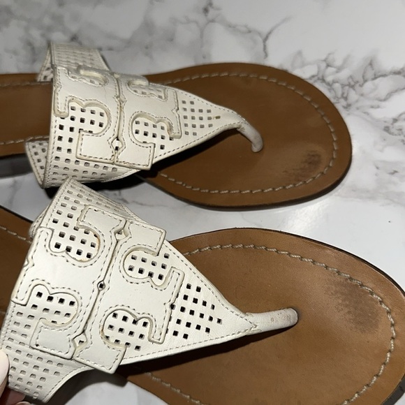 Tory Burch Perforated White and Tan Sandals size 7 - Picture 3 of 9